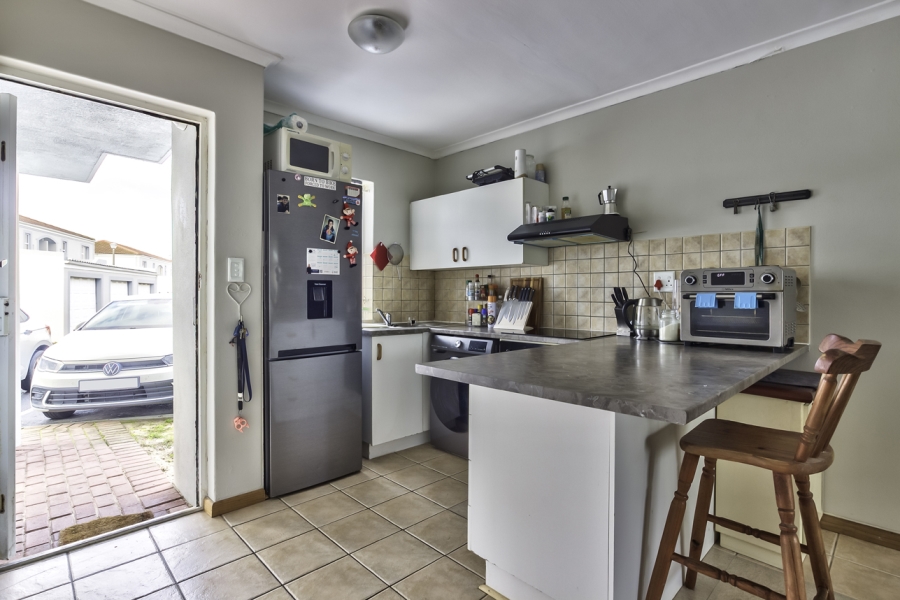2 Bedroom Property for Sale in Parklands Western Cape